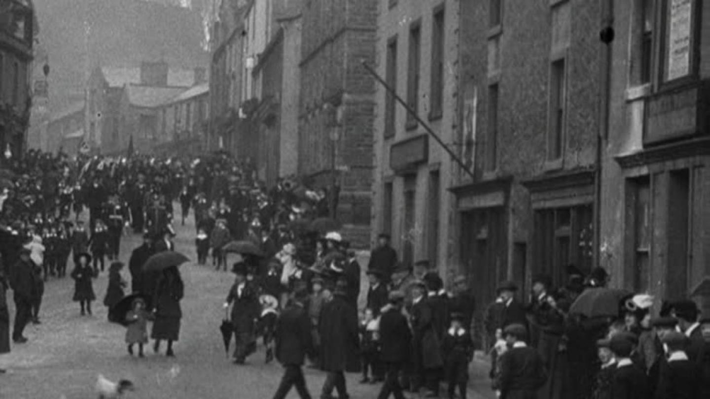 Watch Mayor's Sunday at St Mary's Church, Clitheroe (1912) online BFI