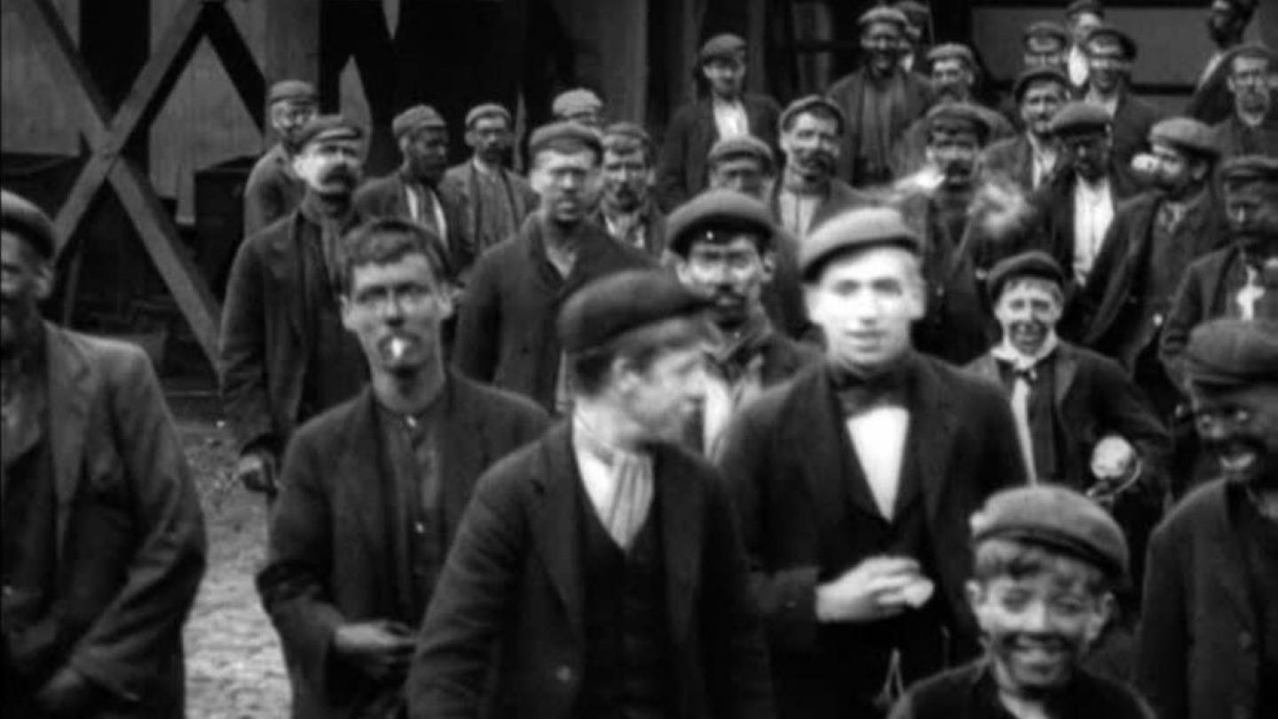 Watch St. George's Pit, Tyldesley (1901) online - BFI Player