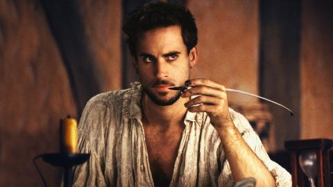 where can i watch shakespeare in love